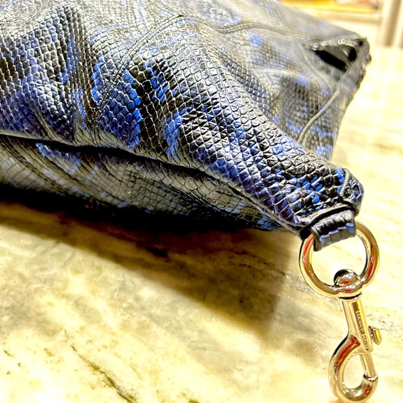 Marc Jacobs Authentic Large Blue/Black Python Embossed Leather Embellished Tote - Picture 10 of 15